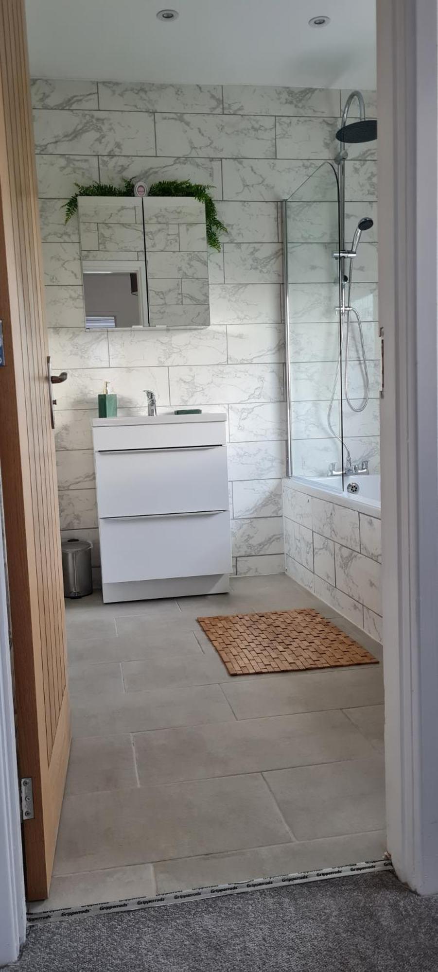 Shm Stays Leicester. Newly Renovated!! 15 Min Drive From City Centre, University. 9 Min Drive To Leicester City Stadium, 5 Min Drive To M1 & M69. 2 Min Walk To Bus Stop. Екстер'єр фото